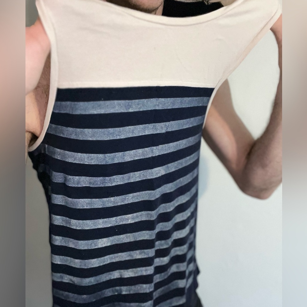 Retro-Style Asos Tank - Picture 2 of 8